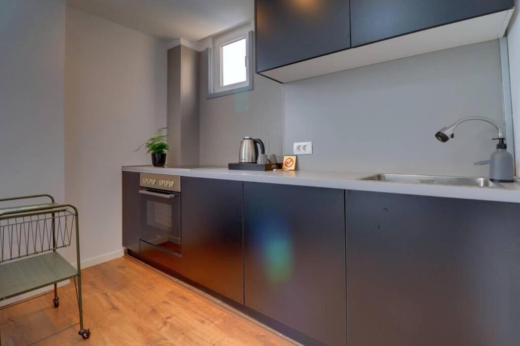 פרישטינה Town Square Apartment מראה חיצוני תמונה